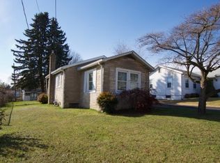 4944 Greenwood St, Brookhaven, PA 19015