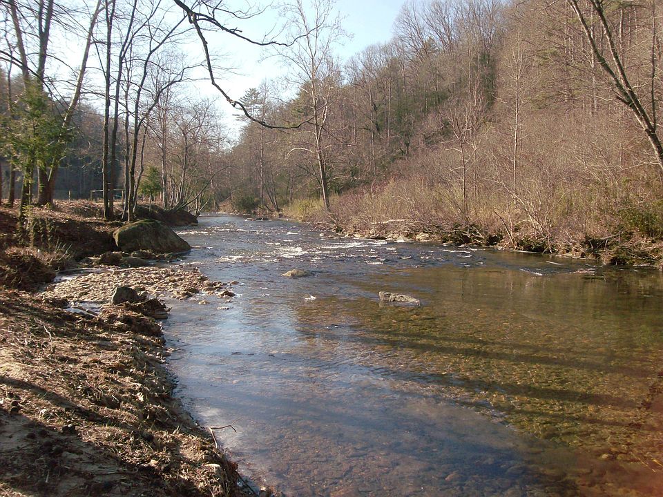 360+ ft. Tallulah River Frontage