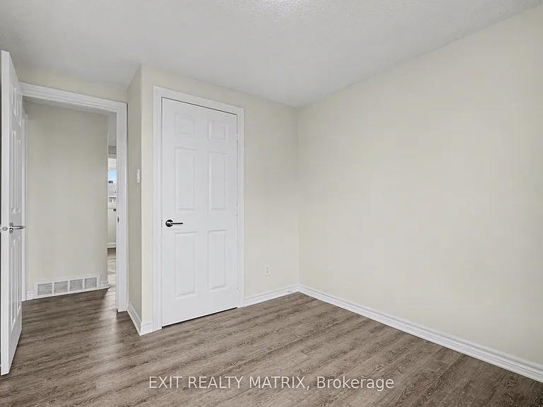 1468 Heatherington Rd #B — Photo 19