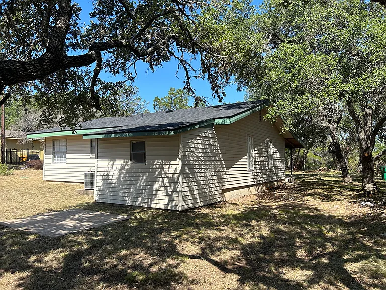 3715 Red Bird Trl — Photo 17