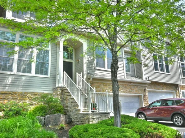3 Skyview Dr, North Haledon, NJ 07508