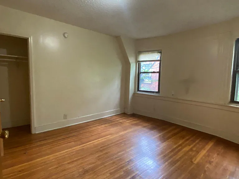 1100 S 46th St #3A — Photo 8