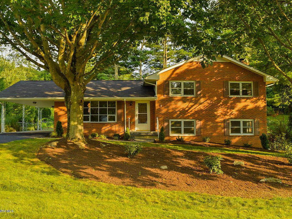 1st image of 715 Broce Dr