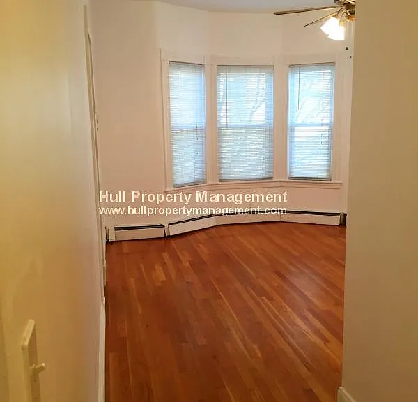 151 Centre St #1 — Photo 10