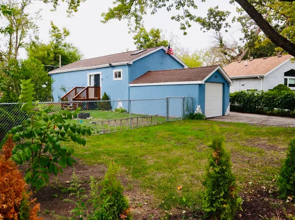 24716 W Norelius Ave, Round Lake, IL 60073