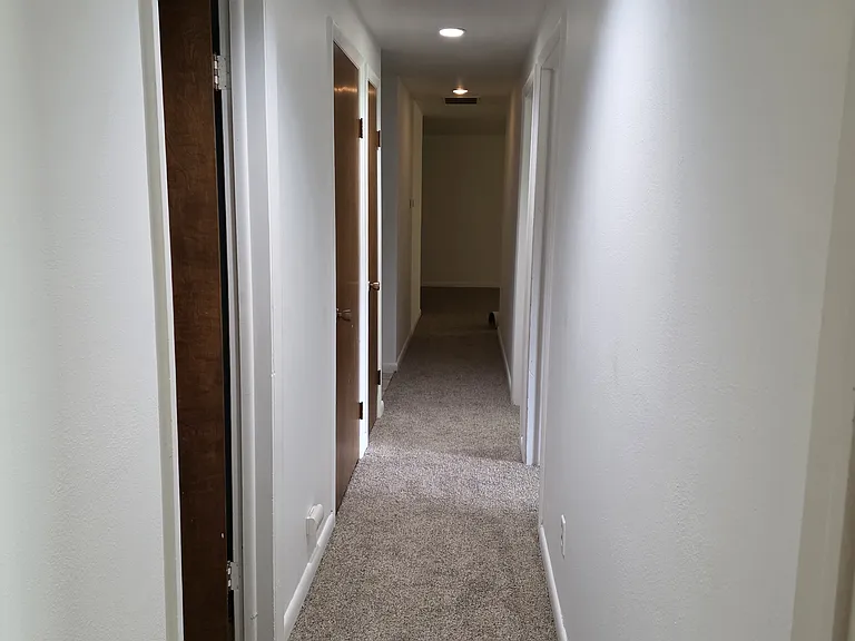 12217 N Woodcrest Dr — Photo 4