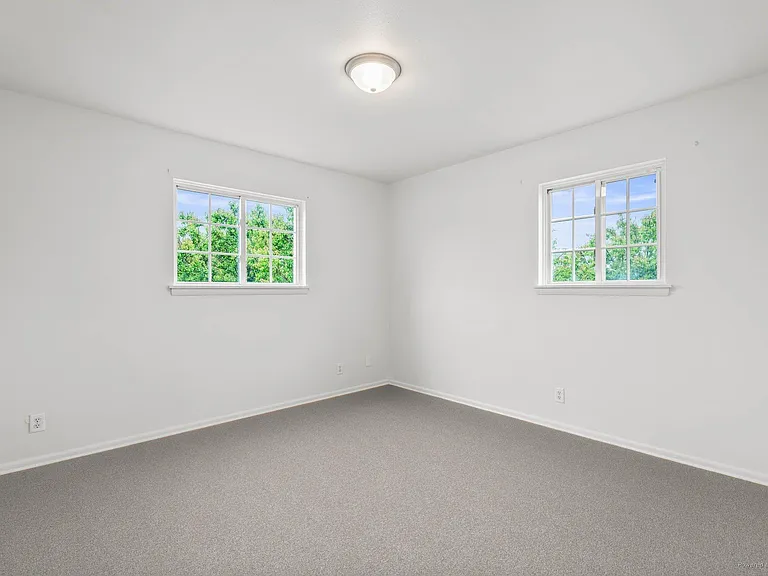 N84W15408 Menomonee Ave #2 — Photo 4