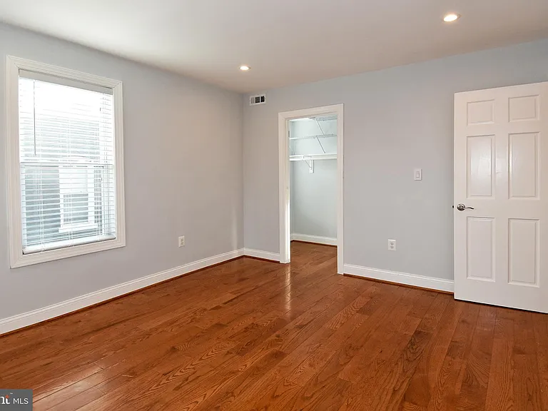 1117 Montello Ave NE — Photo 17
