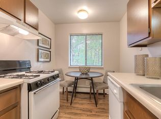 4277 Stonebridge Dr SW #419402, Wyoming, MI 49519