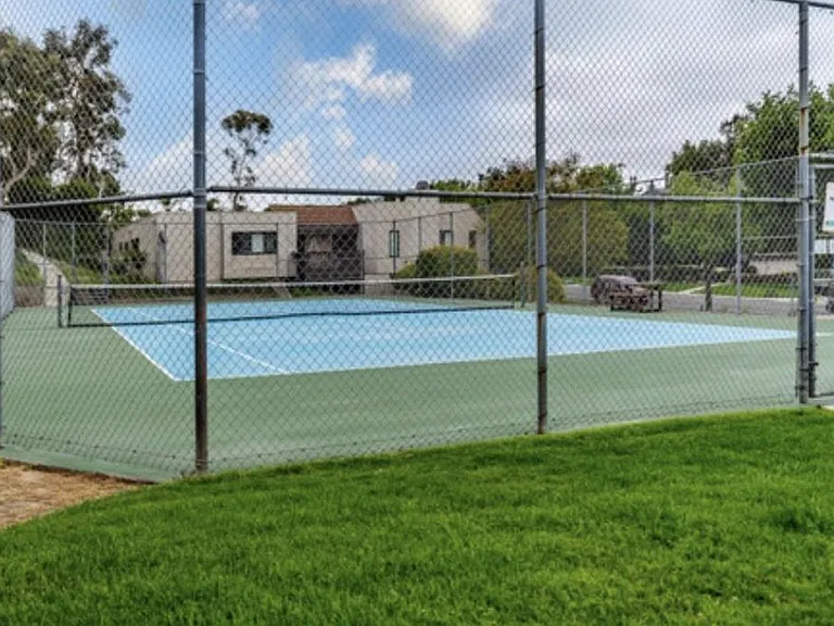 Community tennis court