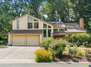 5042 Picadilly Cir NW, Albany, OR 97321