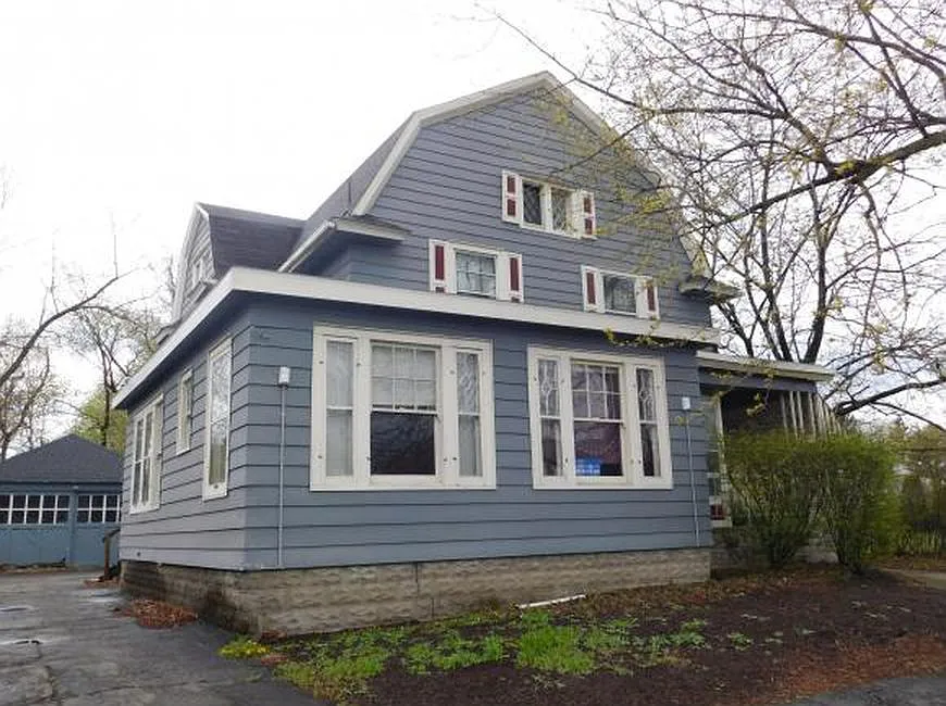 265 Main St #1