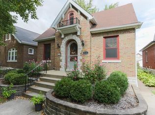5641 Rhodes Ave, Saint Louis, MO 63109