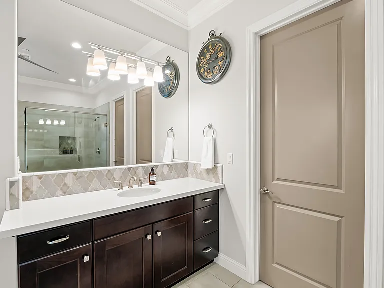 11865 N Ridgeway Dr — Photo 35