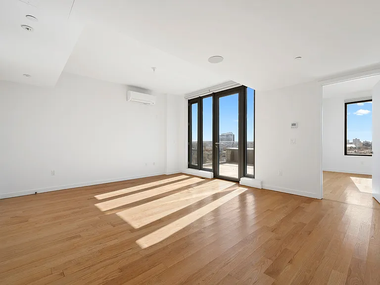 54 Noll St #821 — Photo 3