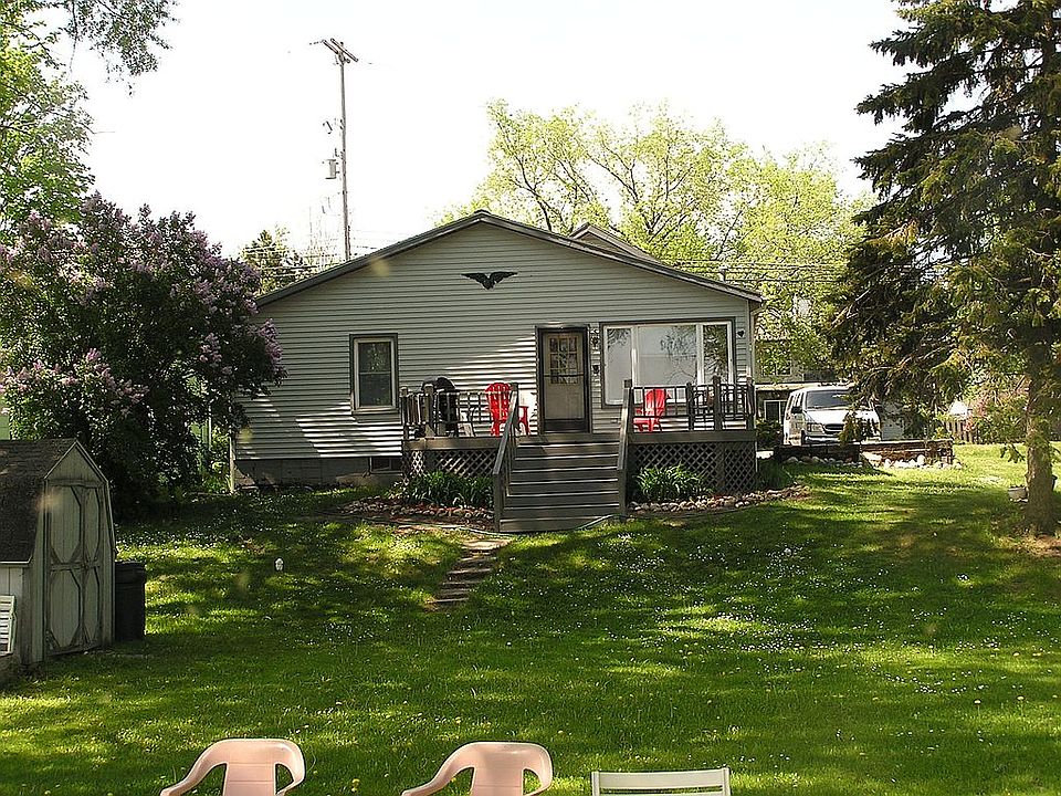 1st image of 6074 W Houghton Lake Dr