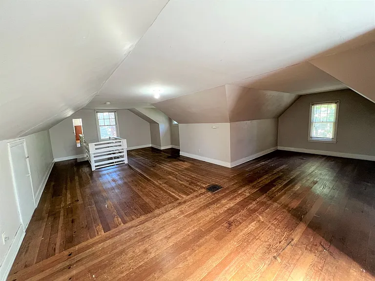 1117 Bertrand St #A — Photo 9