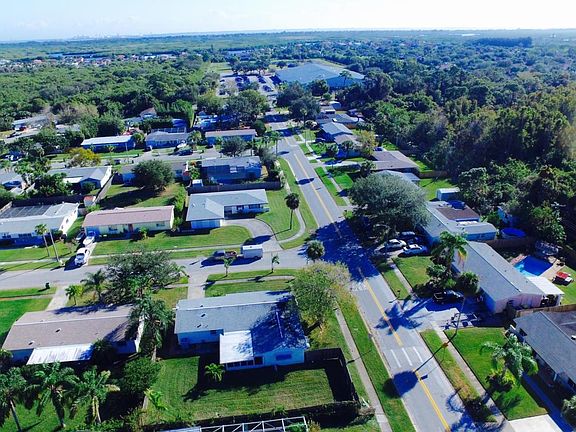 4th image of 2125 Garnet Ct