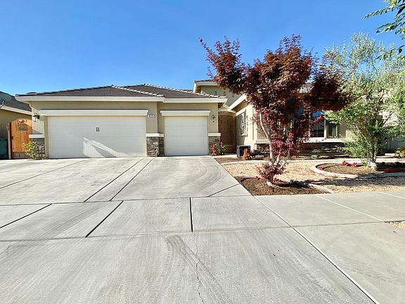 4th image of 3525 W Buena Vista Ave
