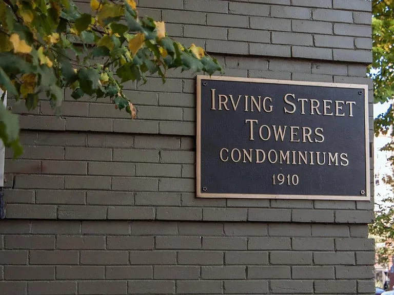 2109 NW Irving St #409 — Photo 15