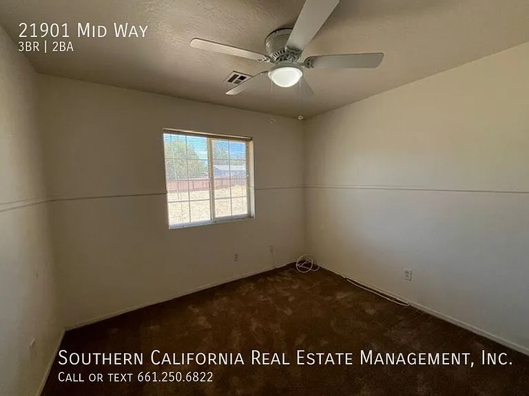 21901 Mid Way — Photo 11