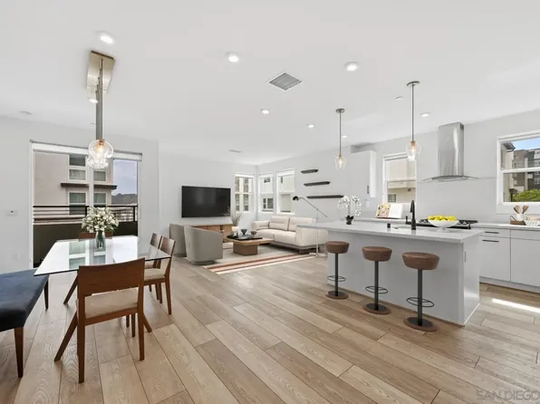 2702 Via Avella Dr, San Diego, CA 92108