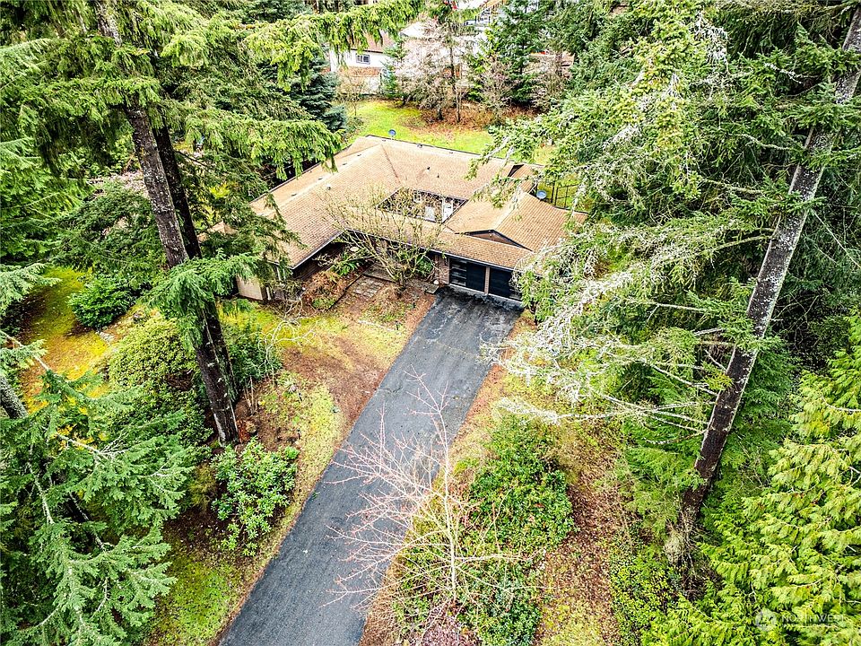 1st image of 1609 175th Street SW