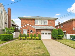 15834 98th St, Howard Beach, NY 11414
