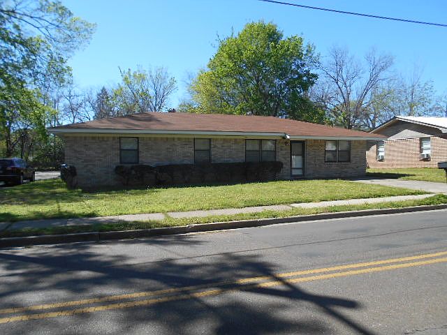 1st image of 108 S Lide Ave