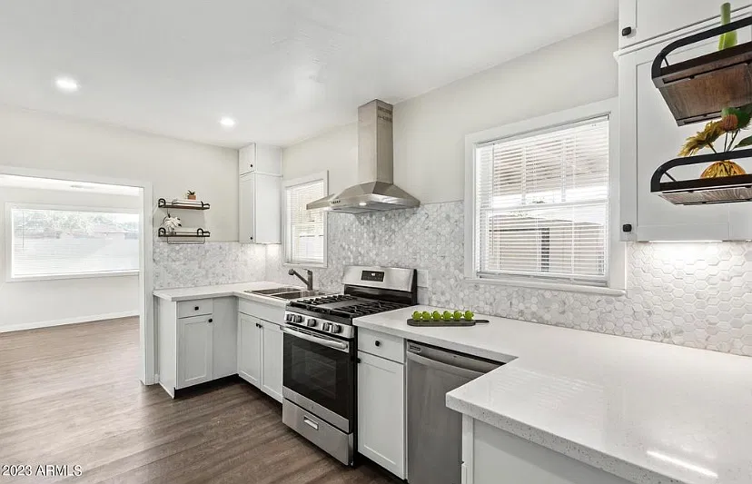 2 bed, 1004 sqft, $2,000 — Photo 4