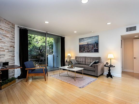 2nd image of 8530 Holloway Dr APT 421