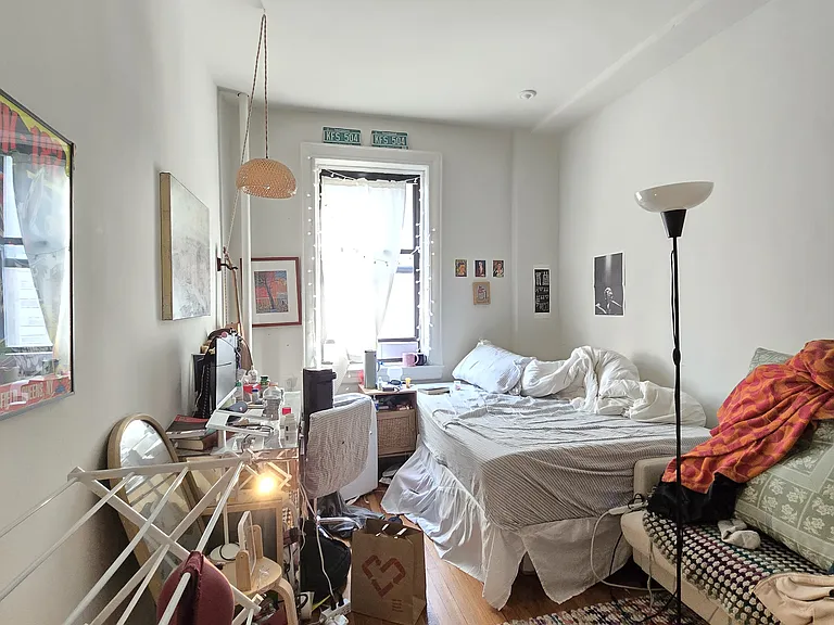 515 W 113th St #7C — Photo 4