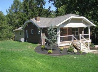 21 Maurers Ln, Pittsburgh, PA 15215