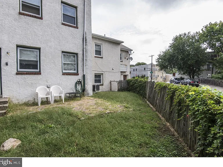 4144 Terrace St — Photo 3