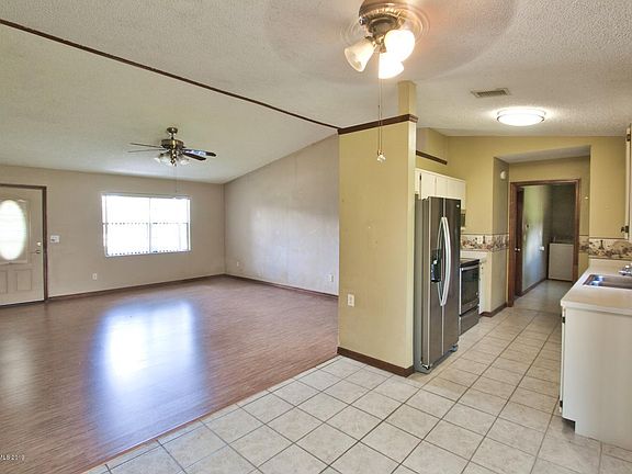 5th image of 6220 Alderwood Ave