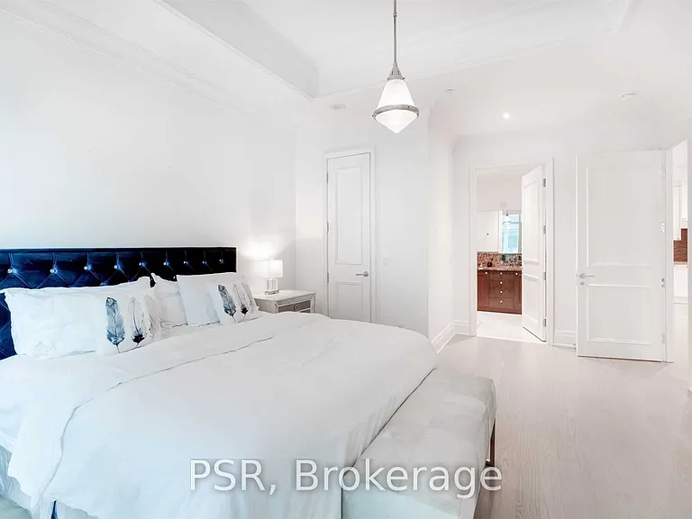 311 Bay St #3702 — Photo 12