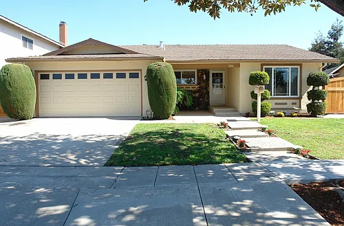 306 S Park Victoria Dr Photo 1