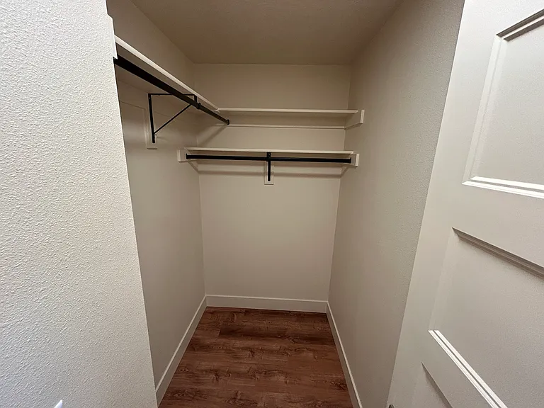 1598 Court St NE #1 — Photo 22