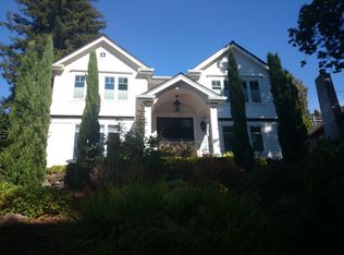 3326 43rd Ave NE, Seattle, WA 98105