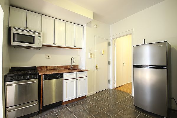 1st image of 23 Jones St APT 5