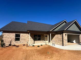 359 Cherokee Creek Rd, Gaffney, SC 29341