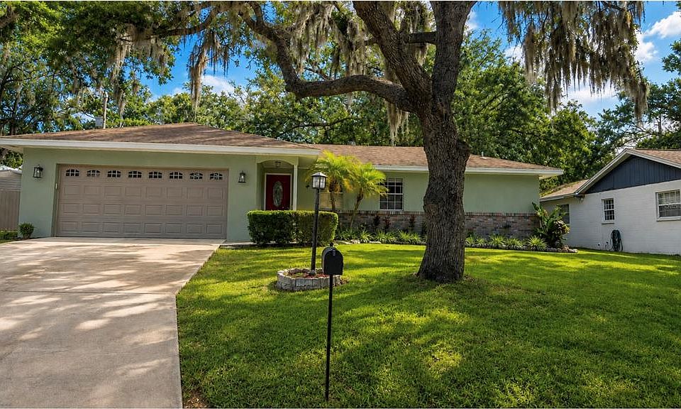 1st image of 2209 BOXWOOD WAY