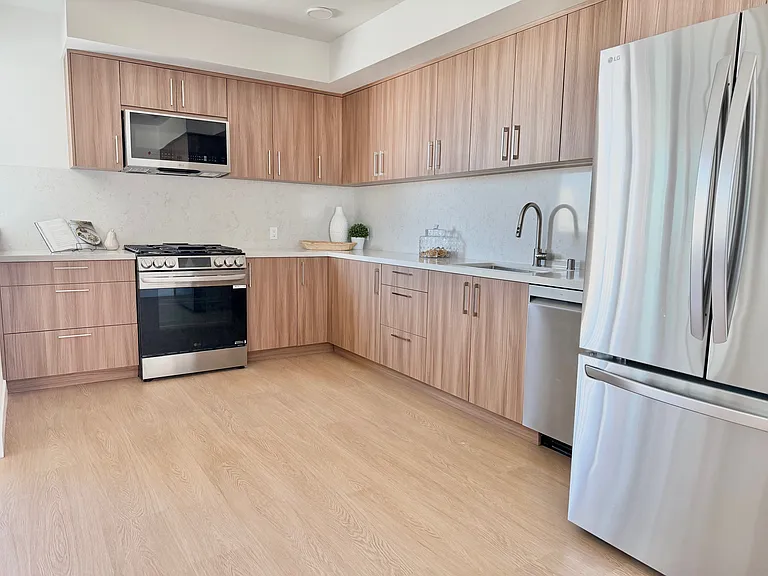 2 Bed 2 Bath Plus Office
