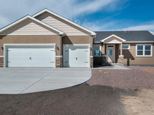 353 S Ashford Dr, Pueblo West, CO 81007
