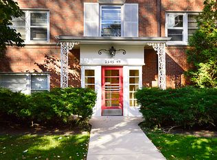 2543 Bennett Ave #1, Evanston, IL 60201