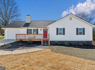 25 Twin Branches Ln SW, Cartersville, GA 30120