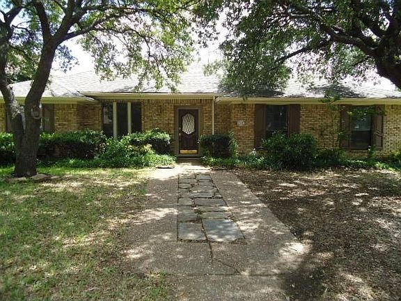 3rd image of 2712 Belmeade Dr