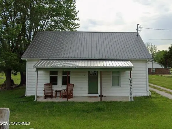 117 High St, Jamestown, MO 65046