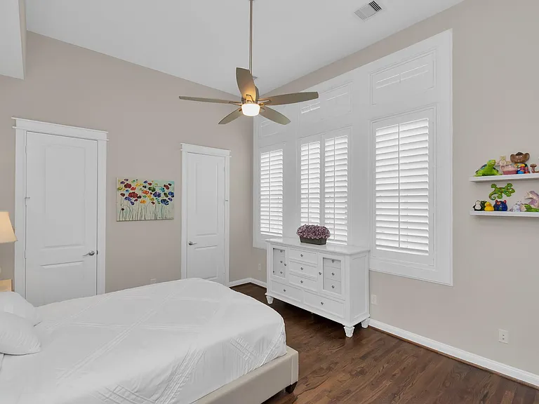 1716 Upland Lakes — Photo 36
