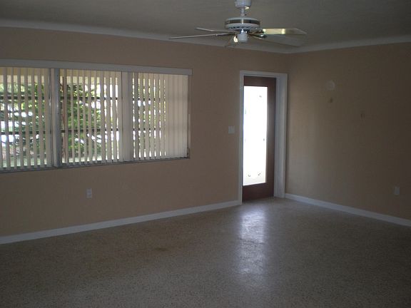 4th image of 2734 Eloise St